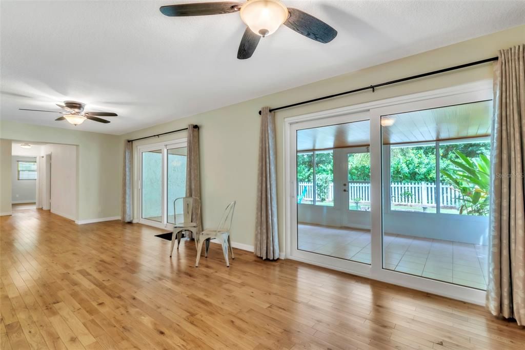 Active With Contract: $455,000 (3 beds, 2 baths, 1882 Square Feet)