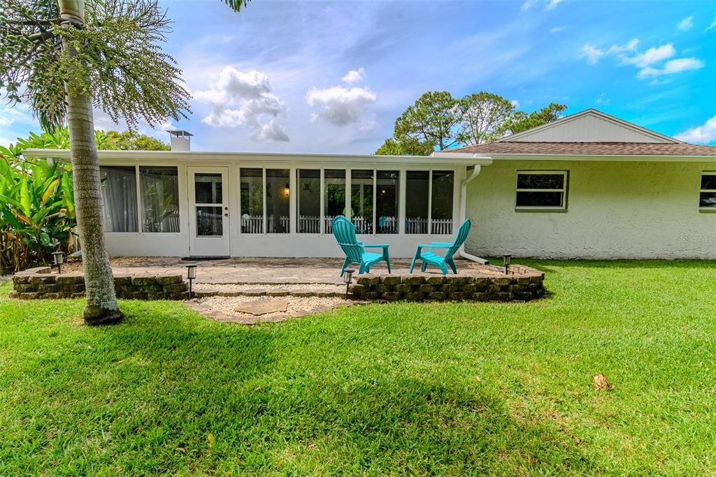 Active With Contract: $455,000 (3 beds, 2 baths, 1882 Square Feet)