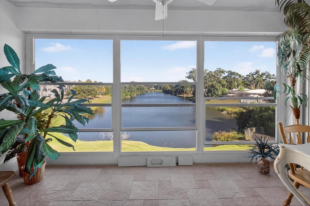 待售: $99,900 (2 贝兹, 2 浴室, 1000 平方英尺)