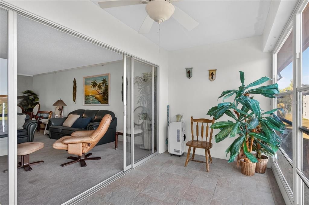 待售: $99,900 (2 贝兹, 2 浴室, 1000 平方英尺)