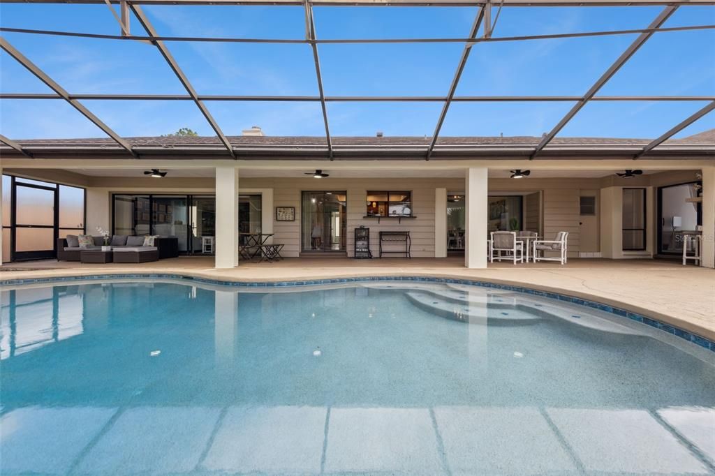 待售: $583,000 (4 贝兹, 2 浴室, 2559 平方英尺)