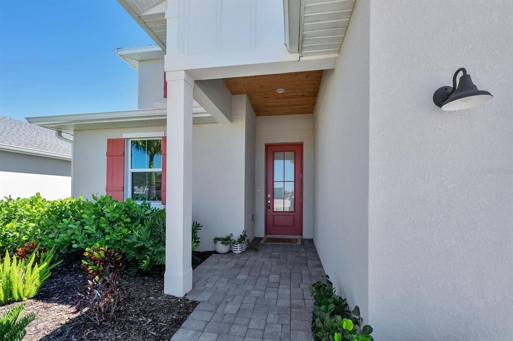 For Sale: $759,999 (4 beds, 3 baths, 3316 Square Feet)