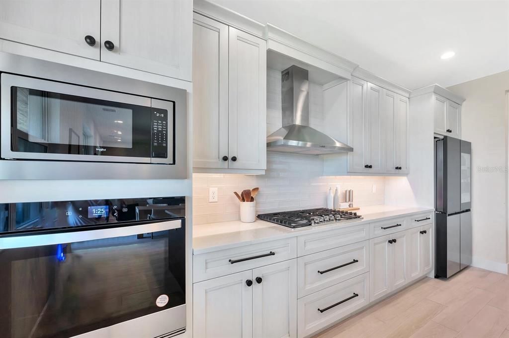 For Sale: $759,999 (4 beds, 3 baths, 3316 Square Feet)