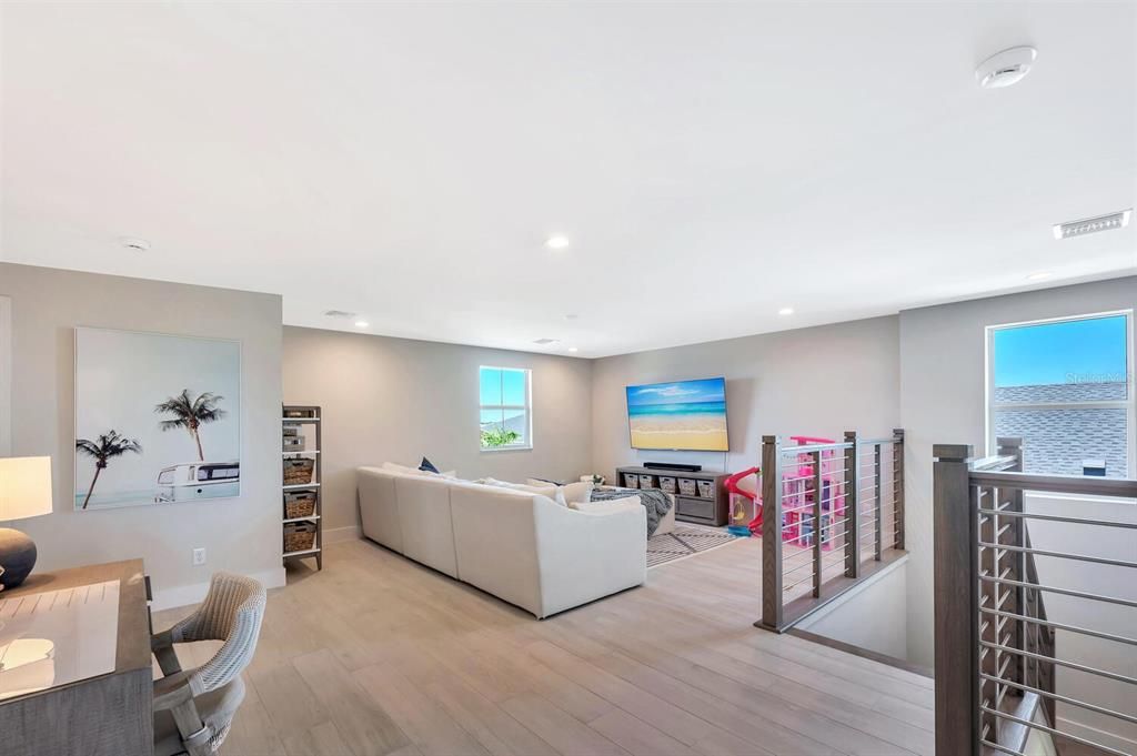 For Sale: $759,999 (4 beds, 3 baths, 3316 Square Feet)