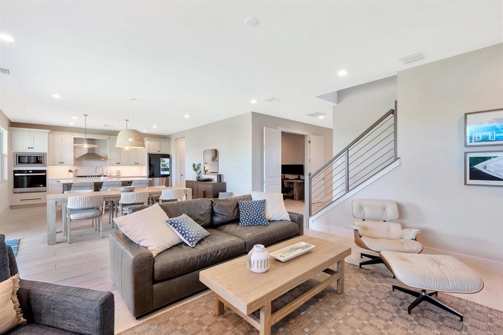 For Sale: $759,999 (4 beds, 3 baths, 3316 Square Feet)