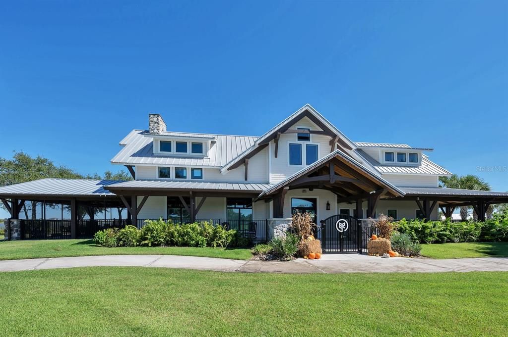 For Sale: $759,999 (4 beds, 3 baths, 3316 Square Feet)