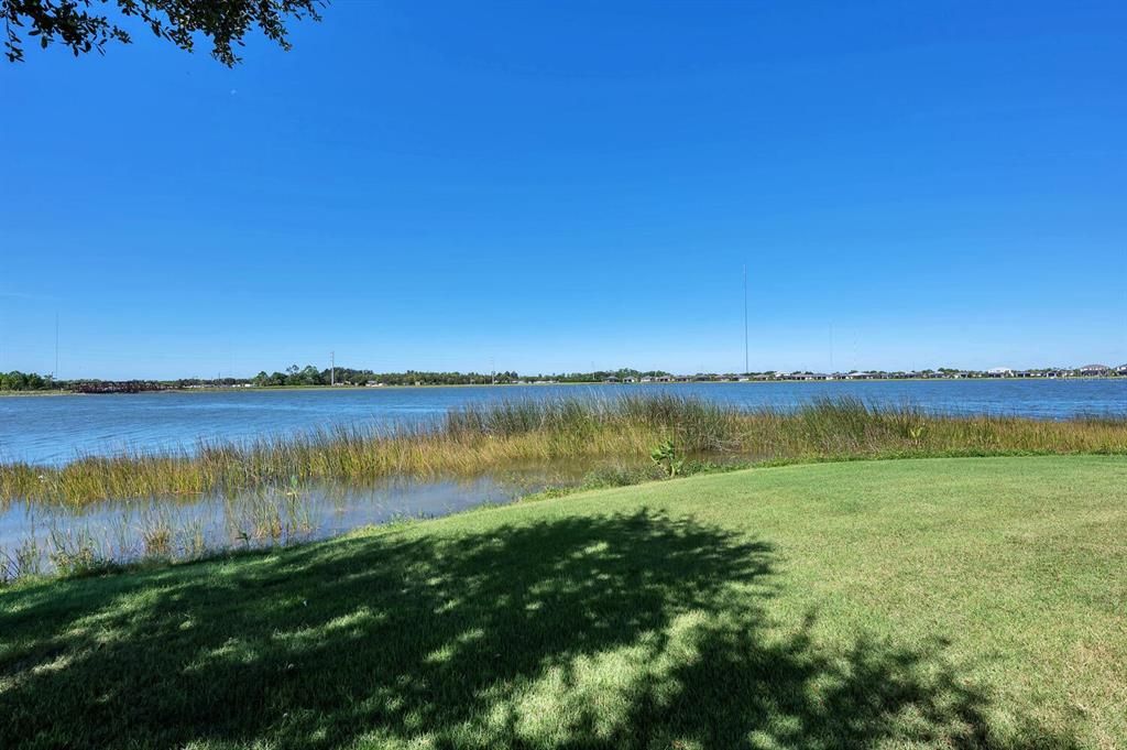 For Sale: $759,999 (4 beds, 3 baths, 3316 Square Feet)