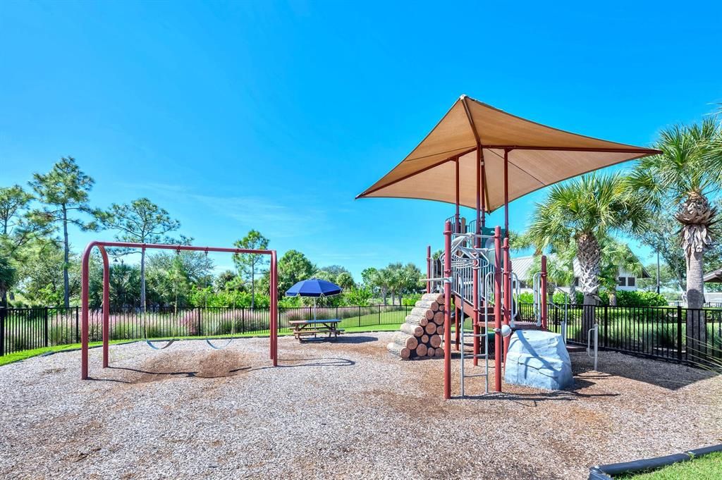 For Sale: $759,999 (4 beds, 3 baths, 3316 Square Feet)