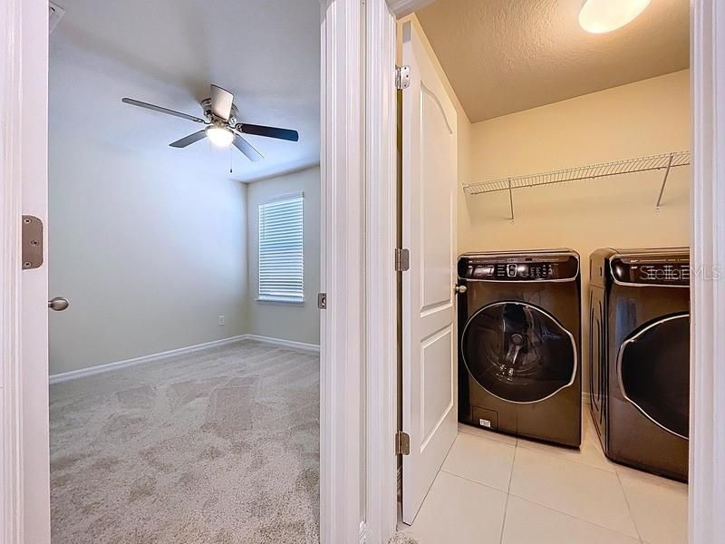 合同活跃: $350,000 (4 贝兹, 2 浴室, 2205 平方英尺)