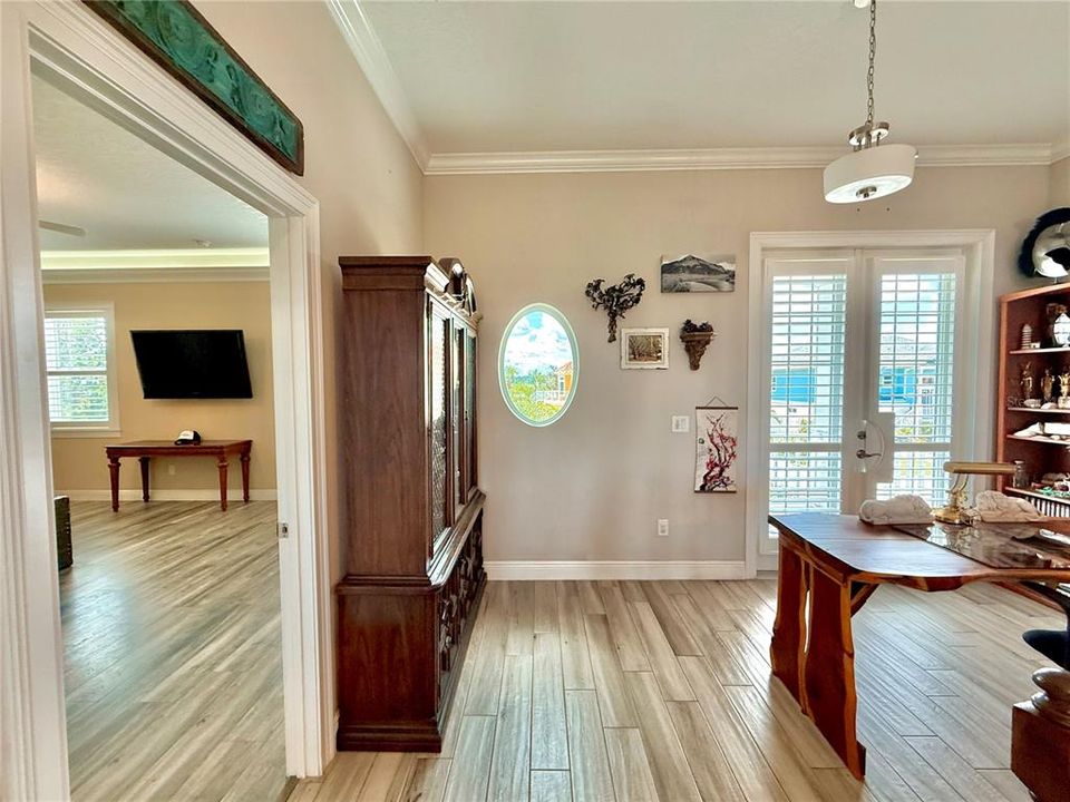 待售: $1,050,000 (3 贝兹, 2 浴室, 2985 平方英尺)