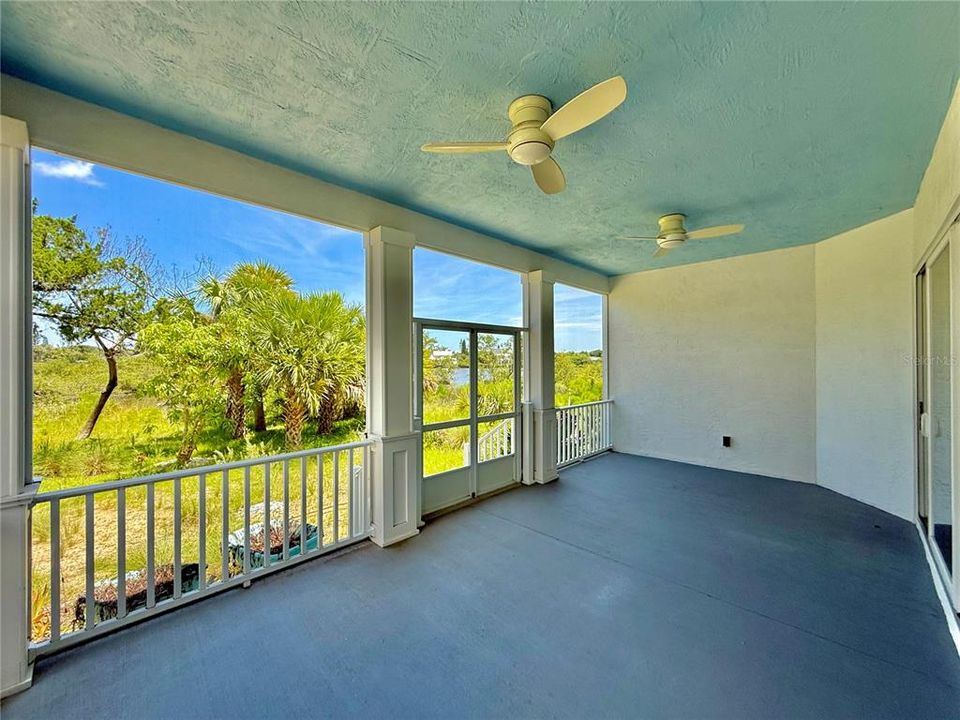 待售: $1,050,000 (3 贝兹, 2 浴室, 2985 平方英尺)