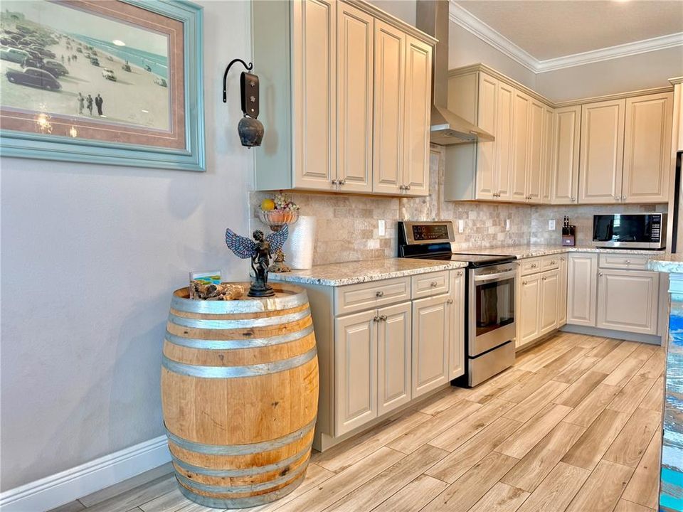 待售: $1,050,000 (3 贝兹, 2 浴室, 2985 平方英尺)