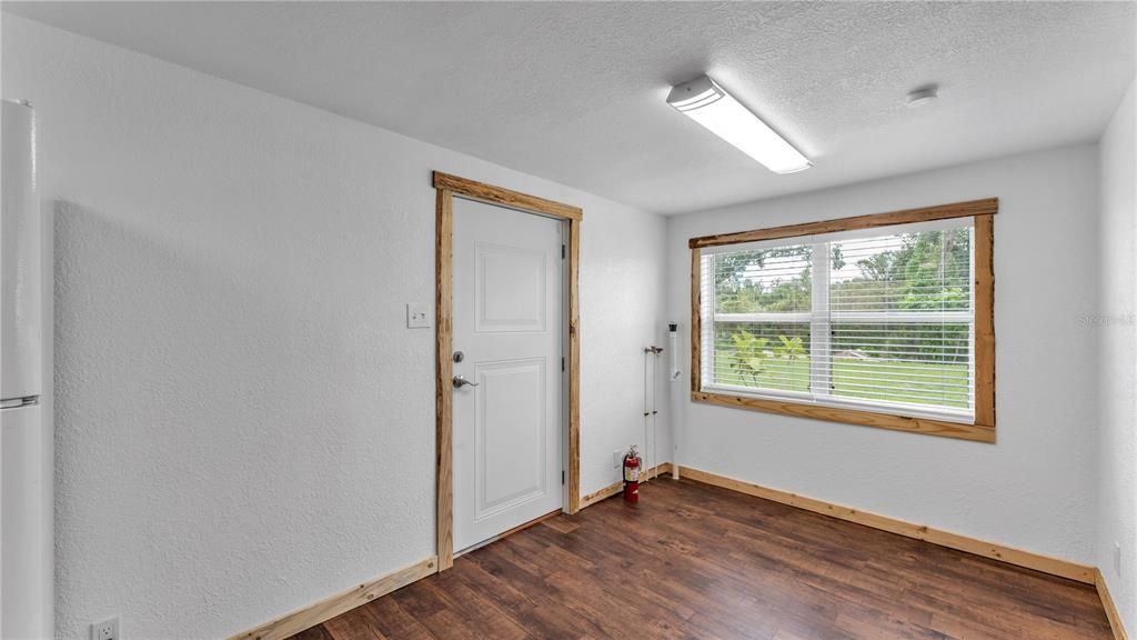 待售: $625,000 (7 贝兹, 0 浴室, 3582 平方英尺)