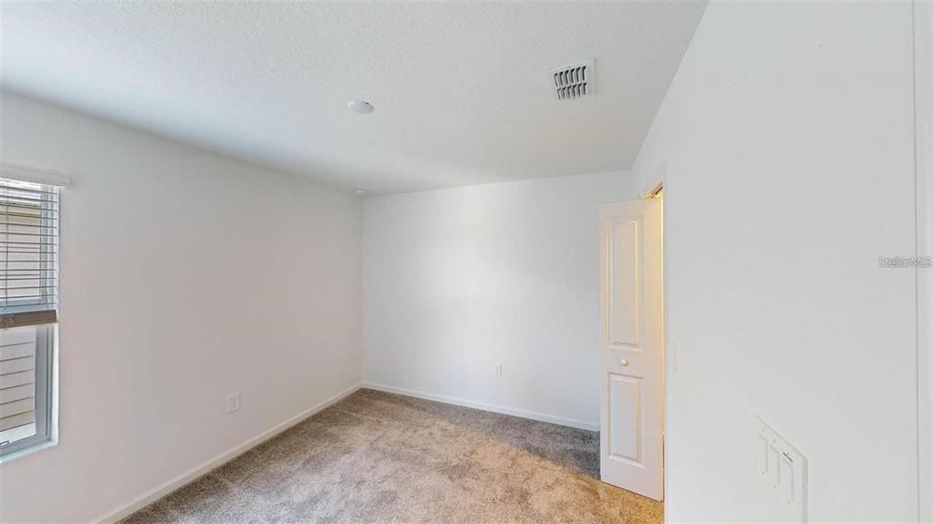 Active With Contract: $2,450 (6 beds, 3 baths, 2055 Square Feet)