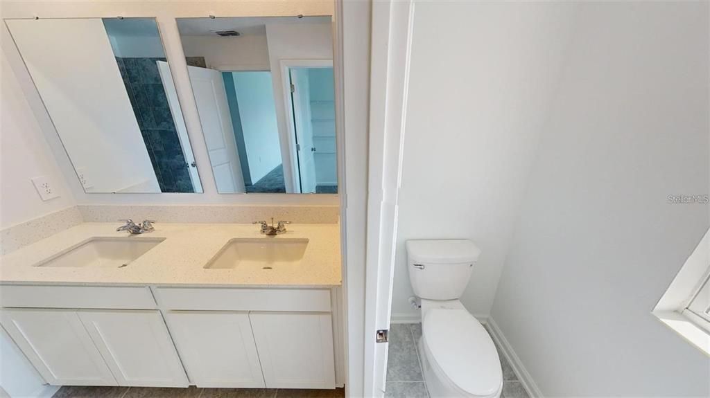 Active With Contract: $2,450 (6 beds, 3 baths, 2055 Square Feet)