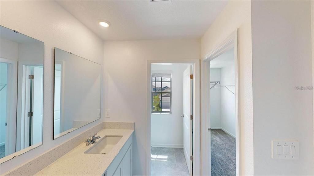 Active With Contract: $2,450 (6 beds, 3 baths, 2055 Square Feet)