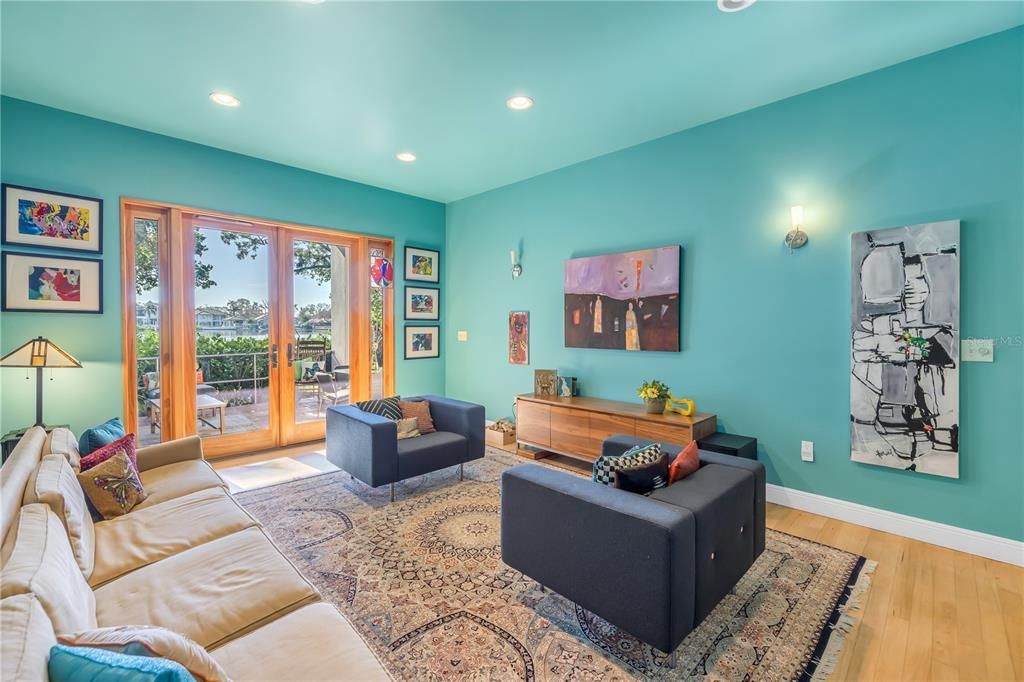 For Rent: $20,000 (5 beds, 5 baths, 4334 Square Feet)