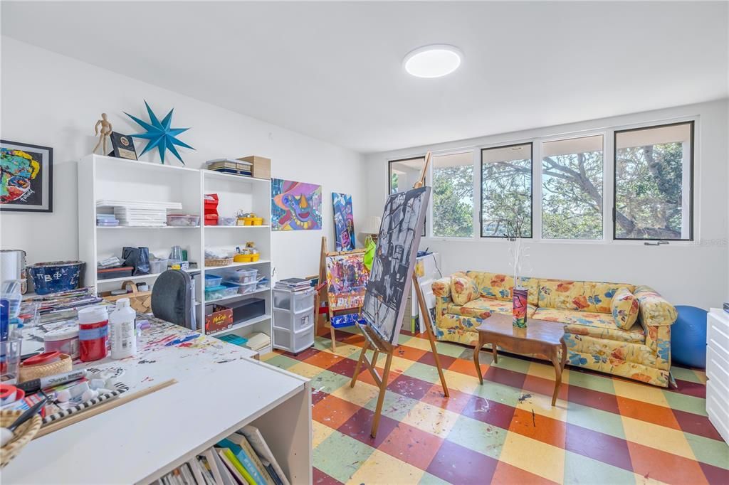 For Rent: $20,000 (5 beds, 5 baths, 4334 Square Feet)