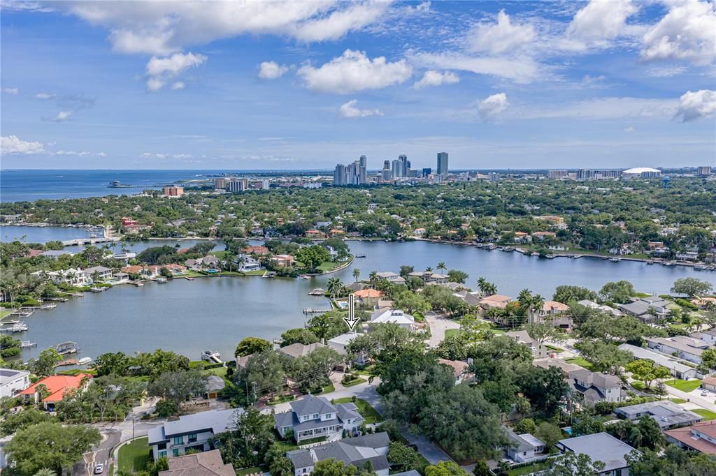 For Rent: $18,400 (5 beds, 5 baths, 4334 Square Feet)