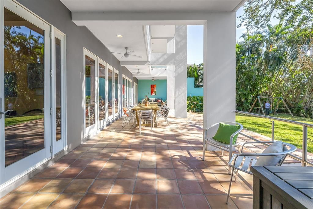 For Rent: $20,000 (5 beds, 5 baths, 4334 Square Feet)