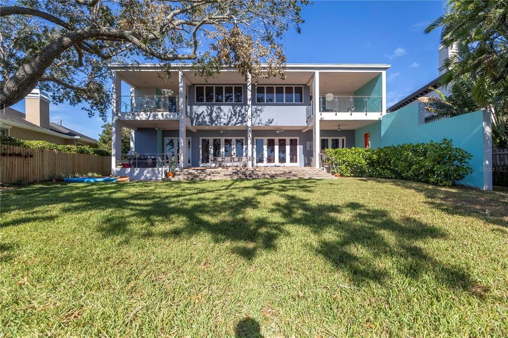 For Rent: $20,000 (5 beds, 5 baths, 4334 Square Feet)