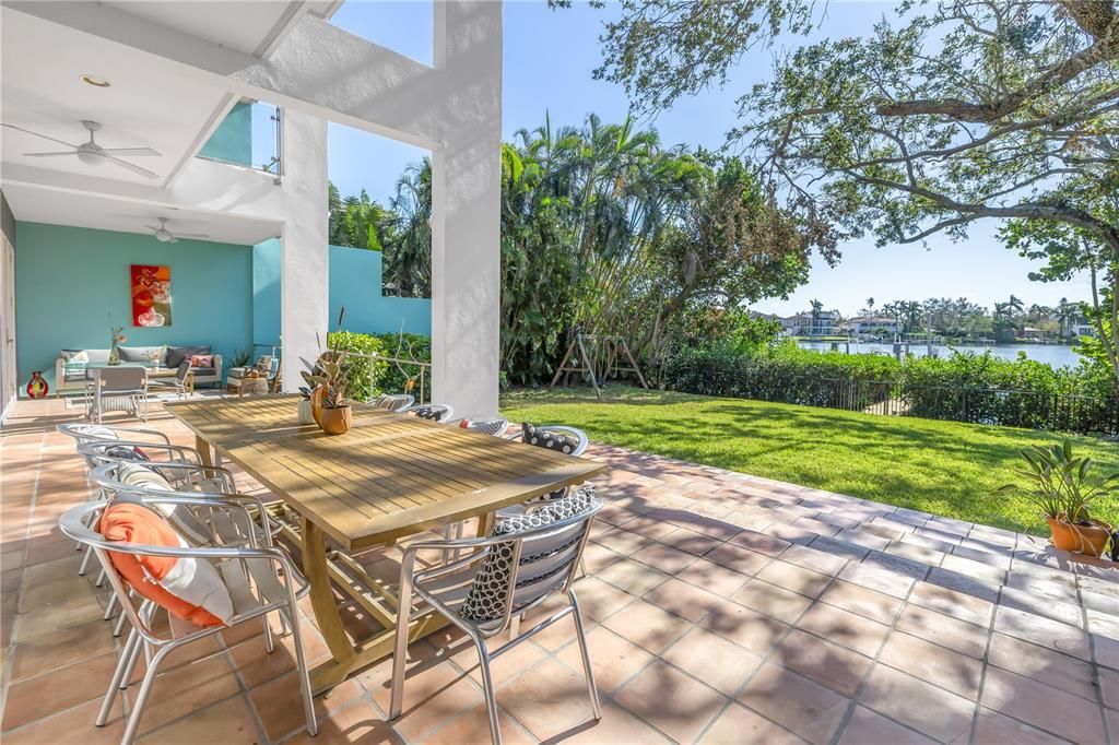 For Rent: $20,000 (5 beds, 5 baths, 4334 Square Feet)