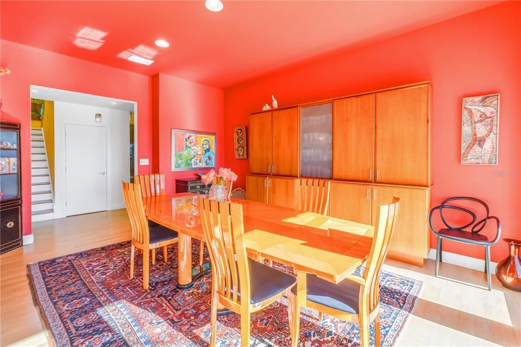 For Rent: $20,000 (5 beds, 5 baths, 4334 Square Feet)