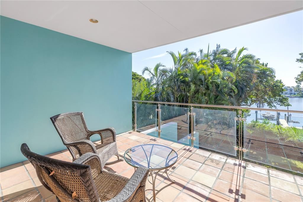 For Rent: $20,000 (5 beds, 5 baths, 4334 Square Feet)