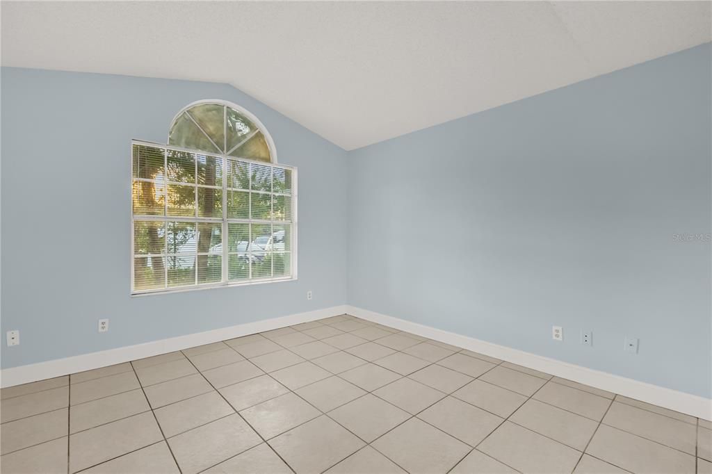 For Sale: $429,000 (3 beds, 2 baths, 1619 Square Feet)