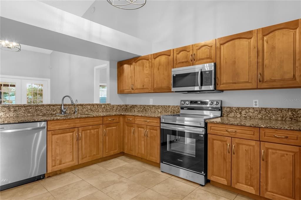 For Sale: $429,000 (3 beds, 2 baths, 1619 Square Feet)