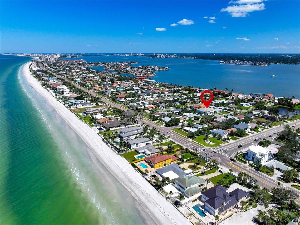 For Rent: $15,000 (4 beds, 4 baths, 4464 Square Feet)