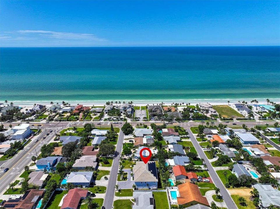 For Rent: $15,000 (4 beds, 4 baths, 4464 Square Feet)