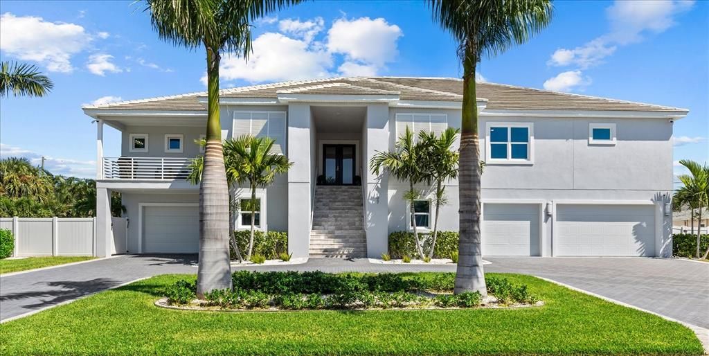 For Rent: $15,000 (4 beds, 4 baths, 4464 Square Feet)