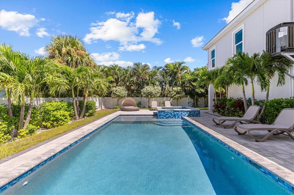 For Rent: $15,000 (4 beds, 4 baths, 4464 Square Feet)