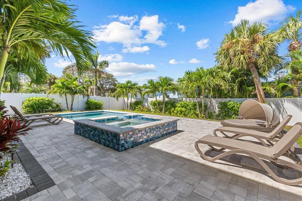 For Rent: $15,000 (4 beds, 4 baths, 4464 Square Feet)