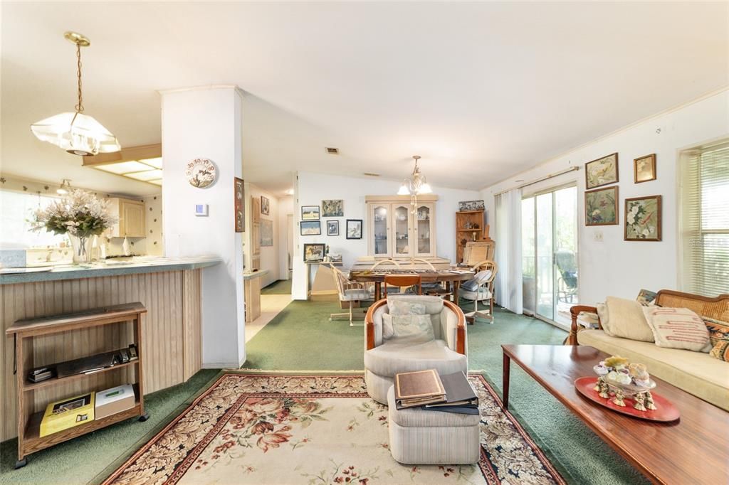 For Sale: $260,000 (3 beds, 2 baths, 1620 Square Feet)