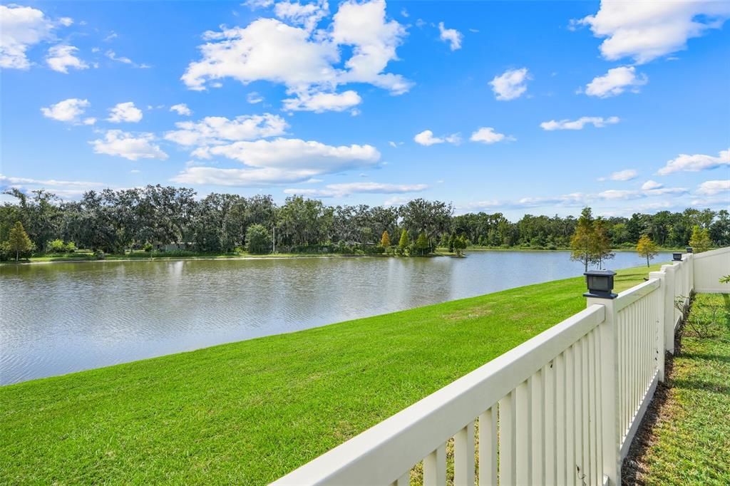 待售: $370,000 (4 贝兹, 2 浴室, 2586 平方英尺)