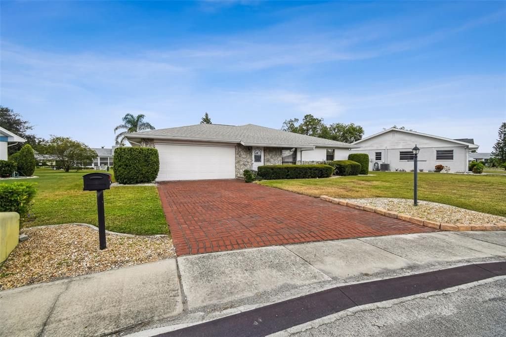 For Sale: $249,000 (2 beds, 2 baths, 1506 Square Feet)