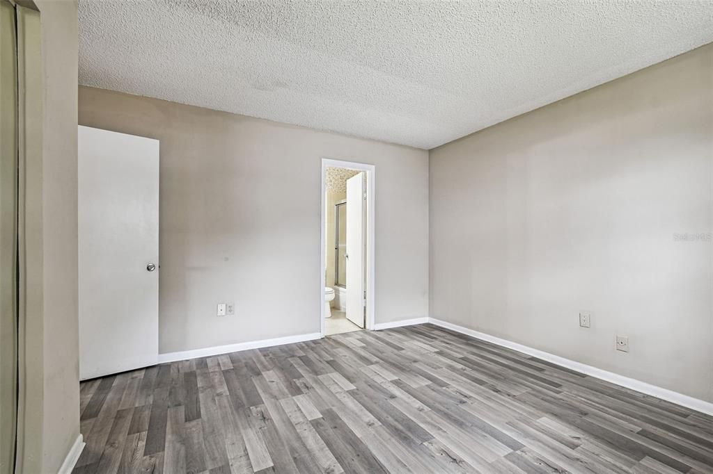 For Sale: $249,000 (2 beds, 2 baths, 1506 Square Feet)