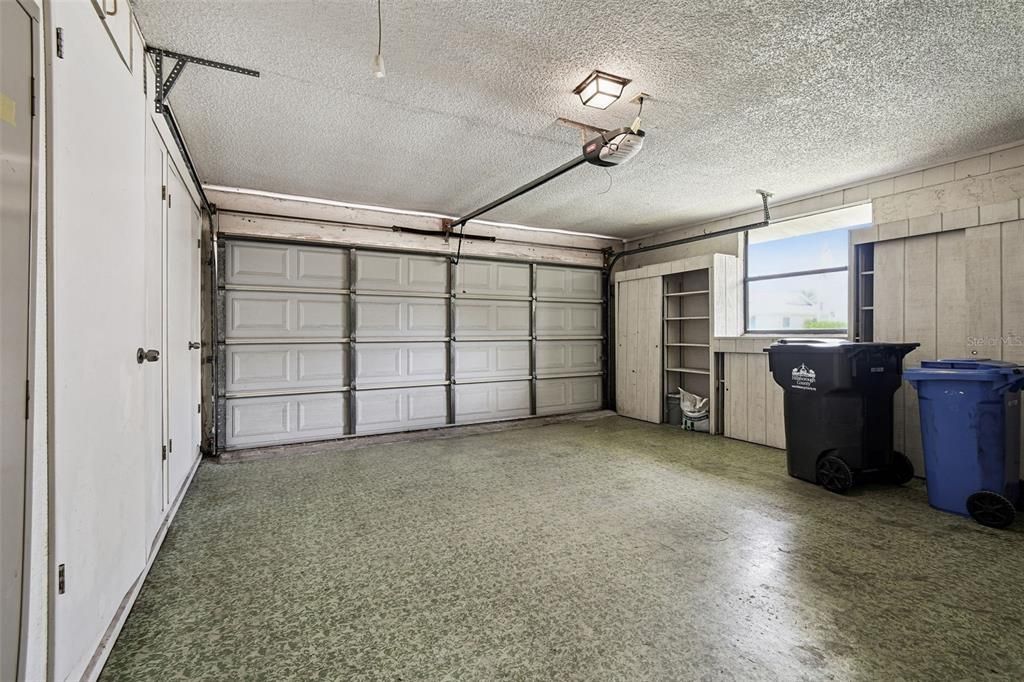 For Sale: $249,000 (2 beds, 2 baths, 1506 Square Feet)