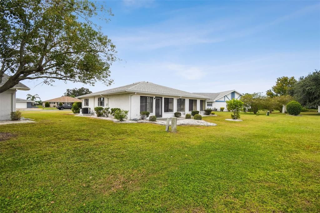 For Sale: $249,000 (2 beds, 2 baths, 1506 Square Feet)