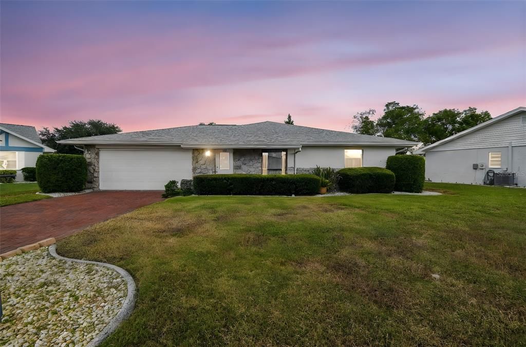 For Sale: $249,000 (2 beds, 2 baths, 1506 Square Feet)