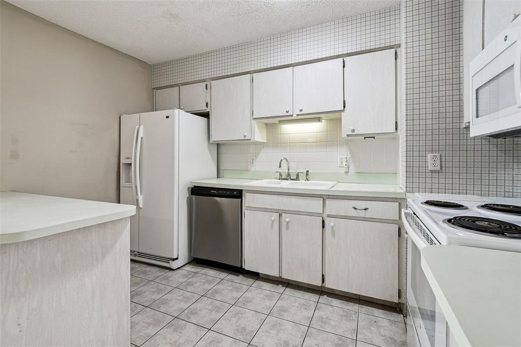 For Sale: $249,000 (2 beds, 2 baths, 1506 Square Feet)