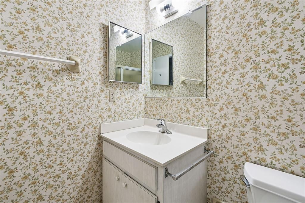 For Sale: $249,000 (2 beds, 2 baths, 1506 Square Feet)