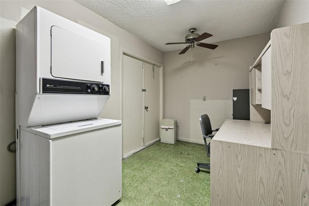 For Sale: $249,000 (2 beds, 2 baths, 1506 Square Feet)