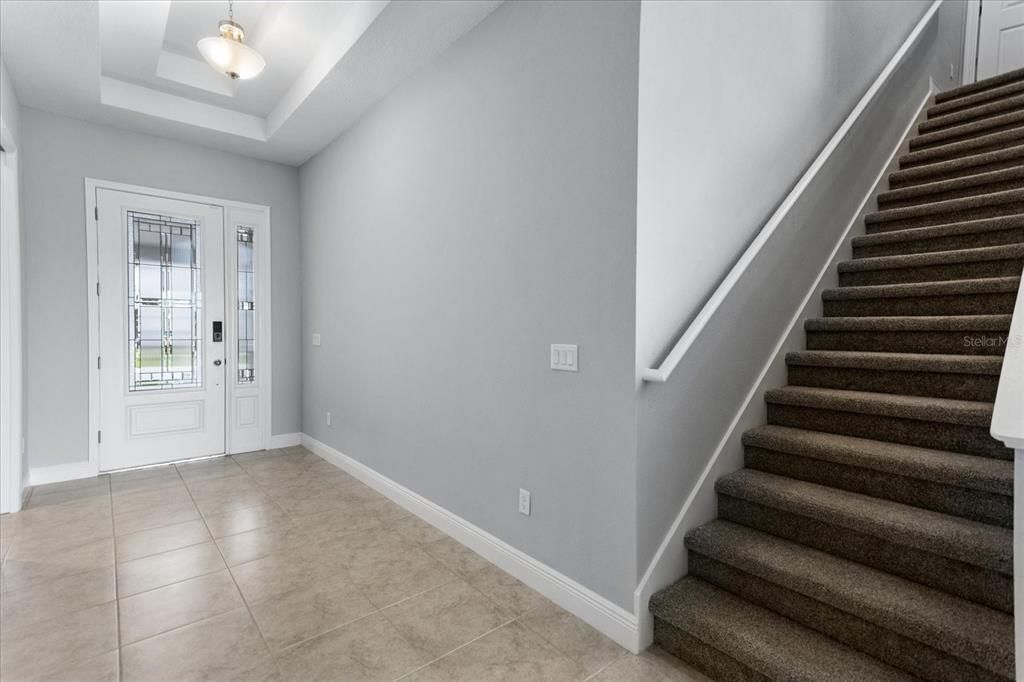 出租: $4,800 (5 贝兹, 4 浴室, 3800 平方英尺)