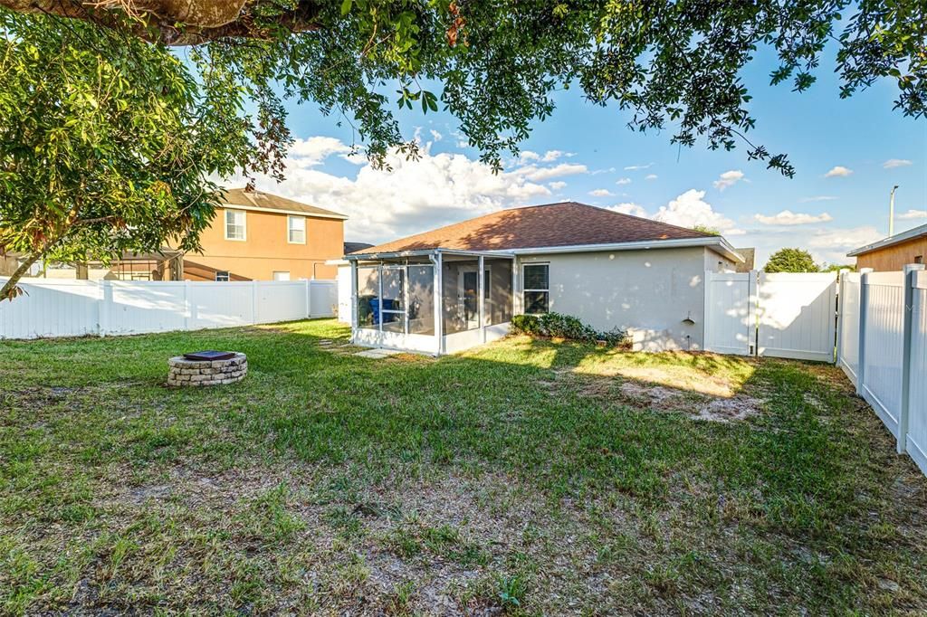 En Venta: $259,000 (3 camas, 2 baños, 1181 Pies cuadrados)