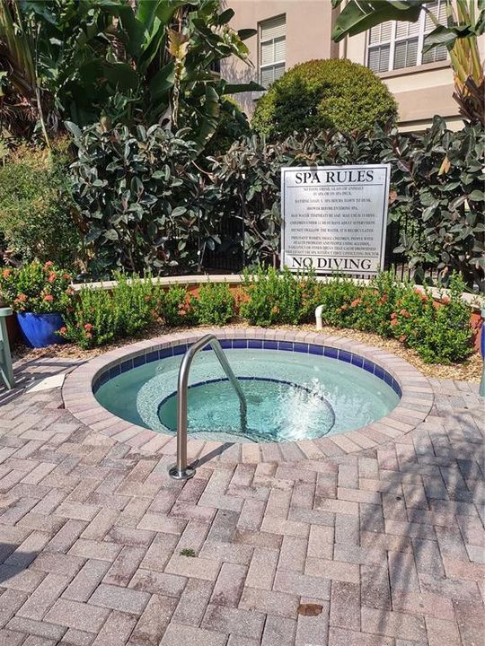 出租: $2,450 (2 贝兹, 2 浴室, 1206 平方英尺)