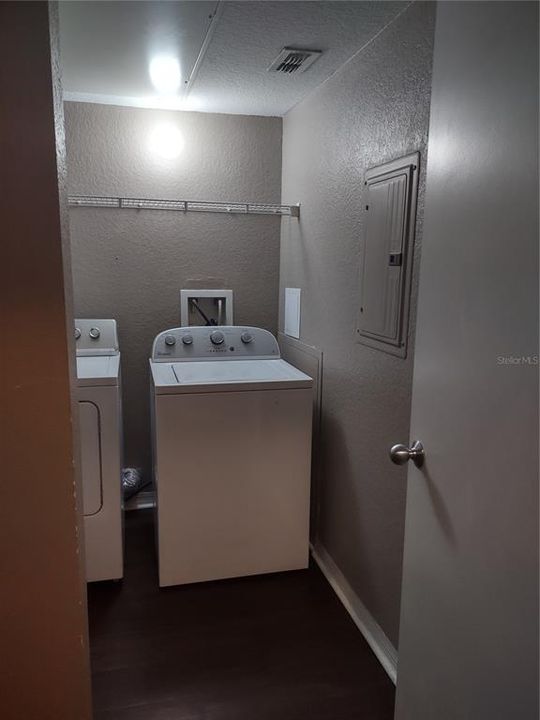 出租: $2,450 (2 贝兹, 2 浴室, 1206 平方英尺)