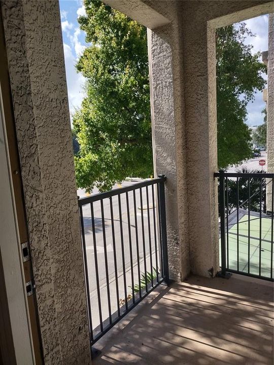 出租: $2,450 (2 贝兹, 2 浴室, 1206 平方英尺)